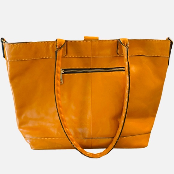 Patricia Nash Handbags - Classic Patricia Nash Mallory Leather Tote Bag w authenticity cards -must have!